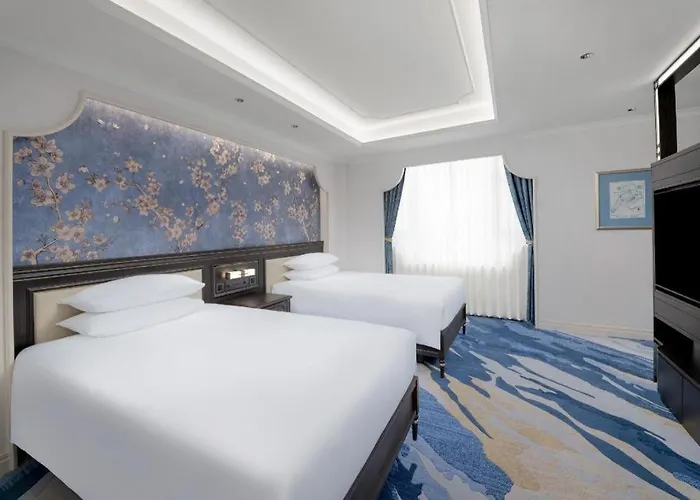 Lisboa Hotel 5*