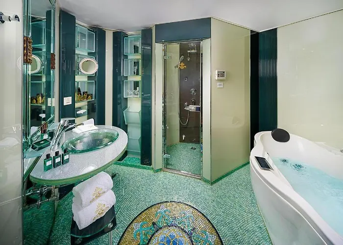 Hotel Lisboa 5*